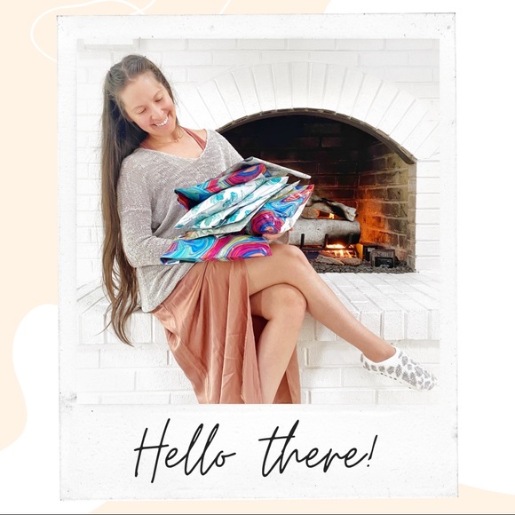 Meet your Posher Tracy 🌸 - Picture 1 of 2